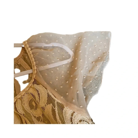 JohnPaulRichard Women’s Large Cream Lace Flutter Sleeve Blouse​ - Picture 6 of 10